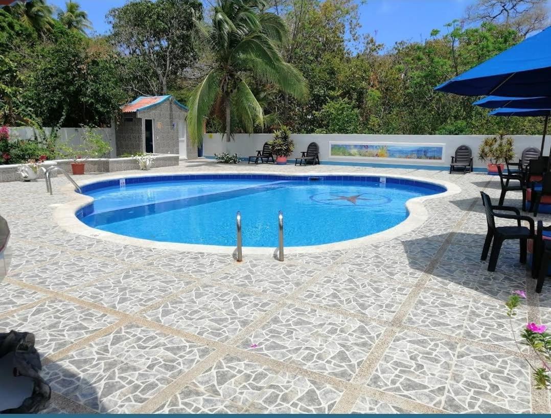 Hotel Posada Del Mar Fresh Water Bay Exterior photo